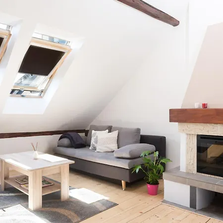 Apartment Charming Rustic Old Town *