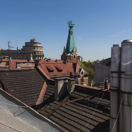 Charming Rustic Old Town Apartment Krakow