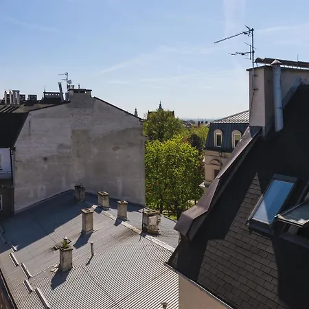 Charming Rustic Old Town 克拉科夫