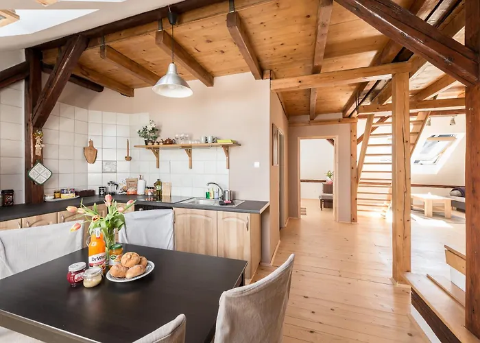 Apartment Charming Rustic Old Town